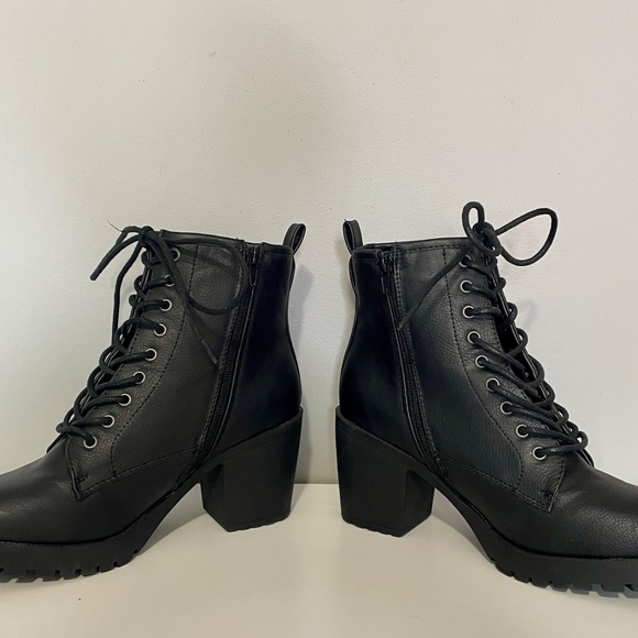 Black Lace-Up Booties - Picture 3 of 3